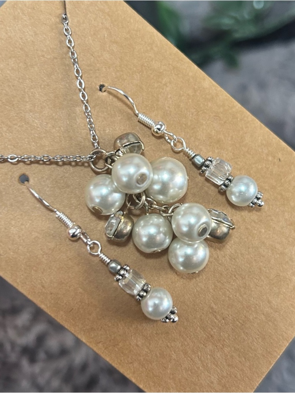 Handcrafted elegant pearl cluster crystal necklace and earring set